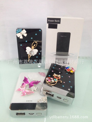 新款5000mAh拼花移動電源 通訊器材市場的品質(zhì)之選